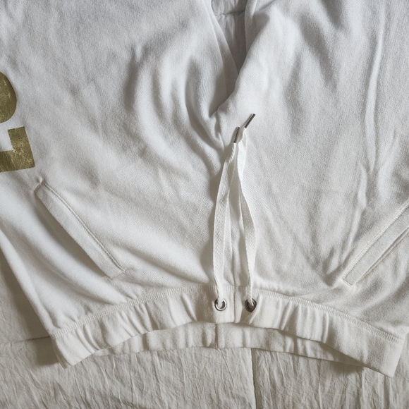Victoria's Secret White Sweatpants with Gold Heart - Picture 5 of 7